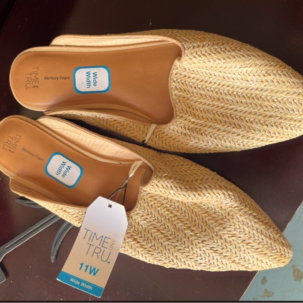 Casual everyday slides